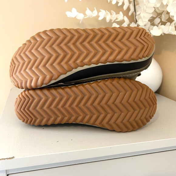 Sorel OutN’About Classic Waterproof Leather Duck Boots Elk Green Women’s Size 10 - Picture 6 of 16